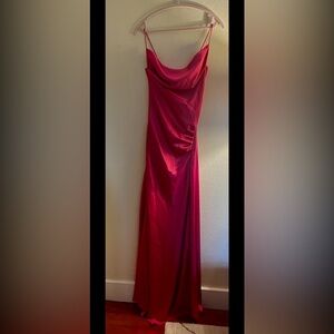 NWT THE NEW ARRIVALS BY ILKYAZ OZEL Naomi High Slit Dress in Hot Pink, Size 34 S